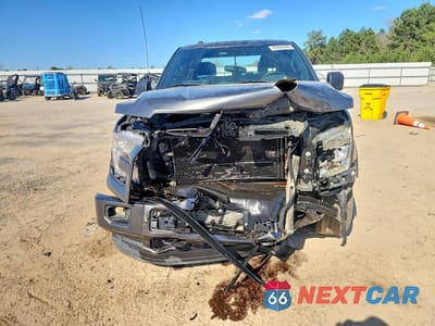 Piąte zdjęcie samochodu w środku: 2016 FORD F150 SUPERCREW VIN:1FTEW1EG7GFD49180 - miniatura