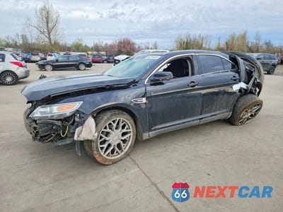 2011 FORD TAURUS SHO 1FAHP2KT1BG120245 - główne zdjęcie licytacji z USA - miniatura