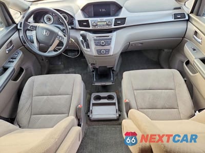 Zdjęcie 8 z 13 samochodu: 2016 HONDA ODYSSEY LX VIN:5FNRL5H20GB128641 - miniatura