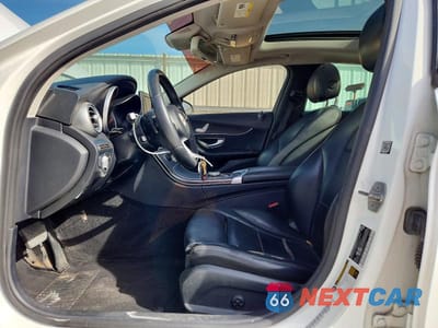 Zdjęcie 7 z 11 samochodu: 2017 MERCEDES-BENZ C 300 VIN:55SWF4JB0HU205460 - miniatura