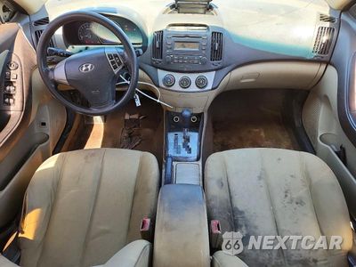 Zdjęcie 8 z 11 samochodu: 2010 HYUNDAI ELANTRA GLS VIN:KMHDU4AD9AU086039 - miniatura
