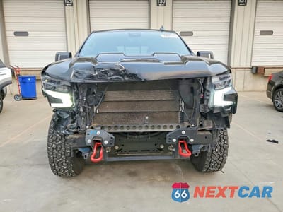 Piąte zdjęcie samochodu w środku: 2022 CHEVROLET SILVERADO K1500 ZR2 VIN:3GCUDHEL0NG631650 - miniatura