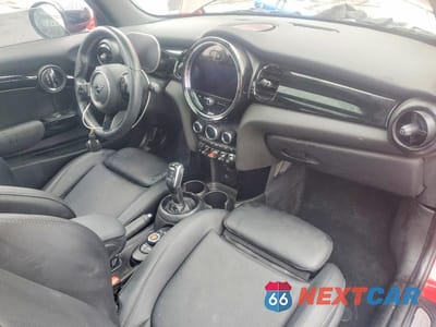 Zdjęcie 8 z 11 samochodu: 2022 MINI COOPER S VIN:WMW53DH08N2P80119 - miniatura