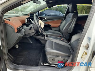 Zdjęcie 7 z 14 samochodu: 2021 VOLKSWAGEN ID.4 PRO S VIN:WVGKMPE28MP022529 - miniatura