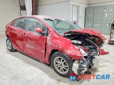 Czwarte zdjęcie samochodu z boku: 2017 TOYOTA PRIUS THREE VIN:JTDKARFU7H3534109 - miniatura