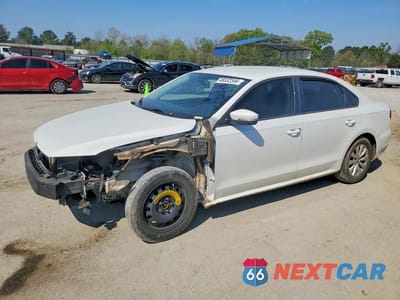 2015 VOLKSWAGEN PASSAT S 1VWAS7A36FC013940 - główne zdjęcie licytacji z USA - miniatura