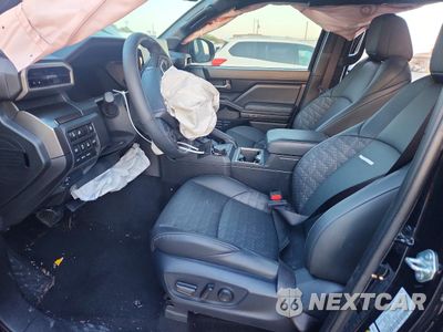 Zdjęcie 7 z 14 samochodu: 2025 TOYOTA TACOMA TRD OFF-ROAD HV VIN:3TYLC5LN4ST050722 - miniatura