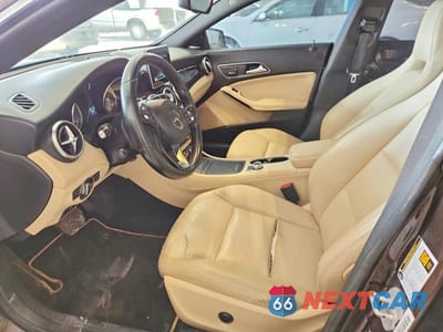 Zdjęcie 7 z 11 samochodu: 2015 MERCEDES-BENZ CLA 250 4MATIC VIN:WDDSJ4GB4FN217329 - miniatura