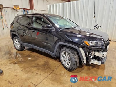 Czwarte zdjęcie samochodu z boku: 2024 JEEP COMPASS SPORT VIN:3C4NJDAN1RT171263 - miniatura