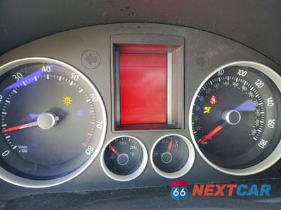 Zdjęcie 9 z 11 samochodu: 2007 VOLKSWAGEN NEW GTI VIN:WVWHV71K37W080530 - miniatura