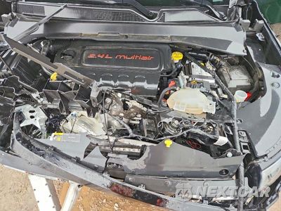 Zdjęcie 12 z 14 samochodu: 2022 JEEP COMPASS LATITUDE VIN:3C4NJDBB8NT233577 - miniatura