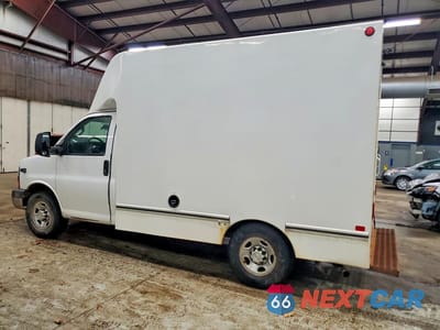 Drugie zdjęcie samochodu z przodu: 2020 CHEV EXPRESS G3500 VIN:1GB0GRFP1L1121479 - miniatura