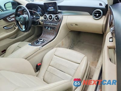 Zdjęcie 8 z 11 samochodu: 2017 MERCEDES-BENZ C 300 VIN:WDDWJ4JB0HF420919 - miniatura
