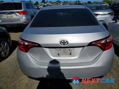 Zdjęcie 6 z 12 samochodu: 2017 TOYOTA COROLLA LE VIN:5YFBURHEXHP650036 - miniatura