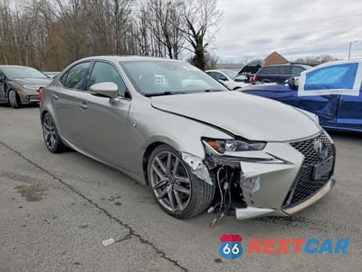 Czwarte zdjęcie samochodu z boku: 2018 LEXUS IS 350 BASE VIN:JTHCZ1D21J5015405 - miniatura