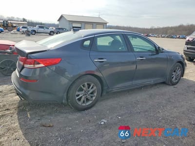 Trzecie zdjęcie samochodu z tyłu: 2019 KIA OPTIMA LX VIN:5XXGT4L30KG281804 - miniatura