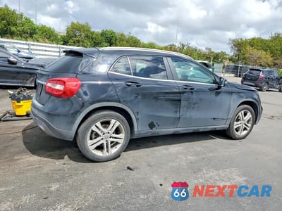 Trzecie zdjęcie samochodu z tyłu: 2018 MERCEDES-BENZ GLA 250 VIN:WDCTG4EB2JJ519549 - miniatura