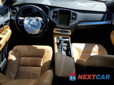 Zdjęcie 8 z 13 samochodu: 2017 VOLVO XC90 T6 VIN:YV4A22PK6H1109633 - miniatura