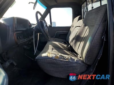 Zdjęcie 7 z 13 samochodu: 1990 FORD F250 VIN:1FTHF26H8LPA30773 - miniatura