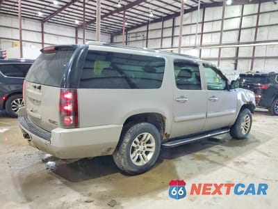 Trzecie zdjęcie samochodu z tyłu: 2007 GMC YUKON XL DENALI VIN:1GKFK668X7J228780 - miniatura
