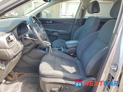 Zdjęcie 7 z 13 samochodu: 2016 KIA SORENTO LX VIN:5XYPG4A38GG051700 - miniatura