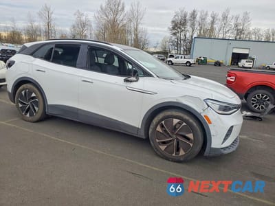 Czwarte zdjęcie samochodu z boku: 2021 VOLKSWAGEN ID.4 PRO S VIN:WVGTMPE29MP039036 - miniatura