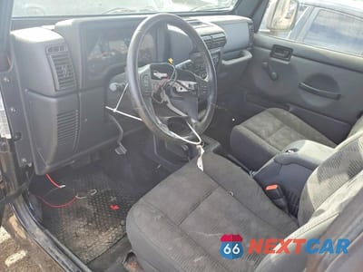 Zdjęcie 8 z 12 samochodu: 2004 JEEP WRANGLER / TJ SPORT VIN:1J4FA49S84P801236 - miniatura