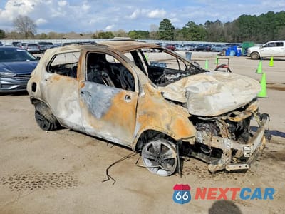 Czwarte zdjęcie samochodu z boku: 2019 CHEVROLET TRAX 1LT VIN:3GNCJLSB2KL346896 - miniatura
