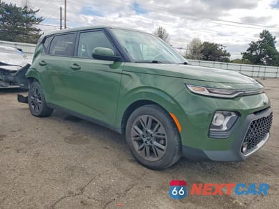 Czwarte zdjęcie samochodu z boku: 2020 KIA SOUL EX VIN:KNDJ33AU2L7095980 - miniatura