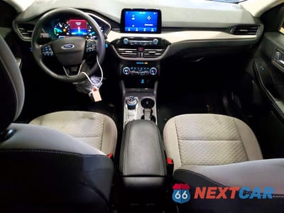 Zdjęcie 8 z 13 samochodu: 2021 FORD ESCAPE SE VIN:1FMCU9BZ0MUB11370 - miniatura