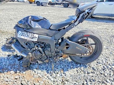 Trzecie zdjęcie samochodu z tyłu: 2010 KAWASAKI ZX600 R VIN:JKAZX4R15AA019395 - miniatura