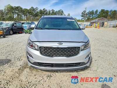 Piąte zdjęcie samochodu w środku: 2021 KIA SEDONA LX VIN:KNDMB5C14M6671624 - miniatura