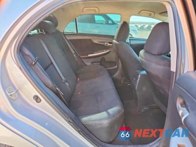 Zdjęcie 10 z 12 samochodu: 2012 TOYOTA COROLLA S VIN:2T1BU4EE7CC809711 - miniatura