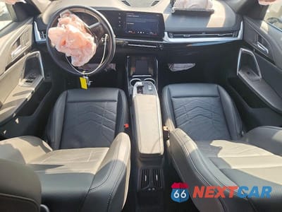 Zdjęcie 8 z 13 samochodu: 2024 BMW X1 XDRIVE28I VIN:WBX73EF05R5Z81536 - miniatura