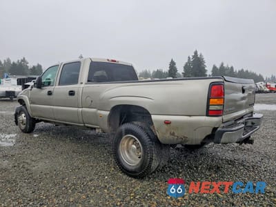 Trzecie zdjęcie samochodu z tyłu: 2002 CHEVROLET SILVERADO C3500 VIN:1GCJC33152F158089 - miniatura