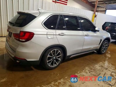 Trzecie zdjęcie samochodu z tyłu: 2017 BMW X5 XDRIVE35I VIN:5UXKR0C32H0V78504 - miniatura