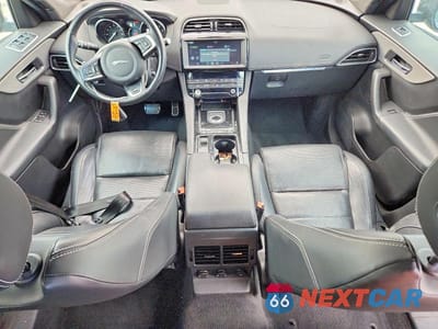 Zdjęcie 8 z 12 samochodu: 2020 JAGUAR F-PACE S VIN:SADCM2FV6LA640040 - miniatura