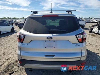Zdjęcie 6 z 12 samochodu: 2018 FORD ESCAPE SE VIN:1FMCU9GD4JUA24659 - miniatura