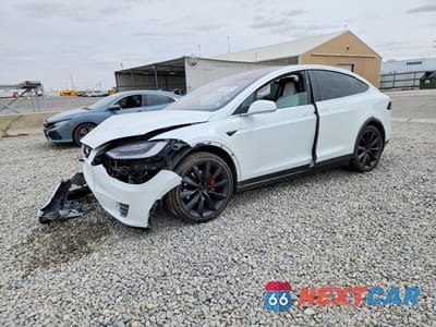 2018 TESLA MODEL X 5YJXCBE46JF097625 - główne zdjęcie licytacji z USA - miniatura