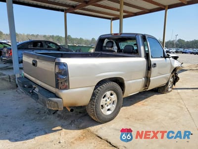 Trzecie zdjęcie samochodu z tyłu: 2000 CHEVROLET SILVERADO C1500 VIN:1GCEC14WXYZ172013 - miniatura