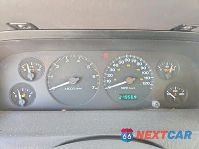 Zdjęcie 9 z 12 samochodu: 1999 JEEP GRAND CHEROKEE LAREDO VIN:1J4GW58N6XC739919 - miniatura