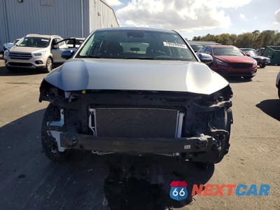 Piąte zdjęcie samochodu w środku: 2021 HYUNDAI KONA SE VIN:KM8K12AAXMU661327 - miniatura