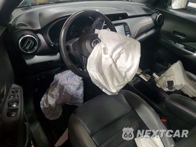 Zdjęcie 8 z 11 samochodu: 2021 NISSAN KICKS SR VIN:3N1CP5DV2ML533555 - miniatura