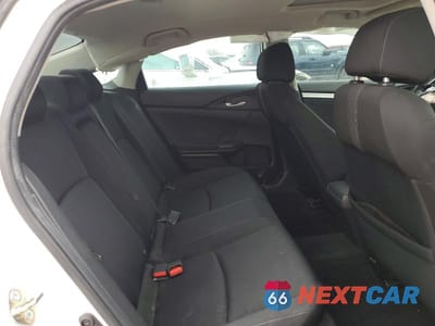 Zdjęcie 10 z 12 samochodu: 2018 HONDA CIVIC VIN:2HGFC2F75JH571046 - miniatura