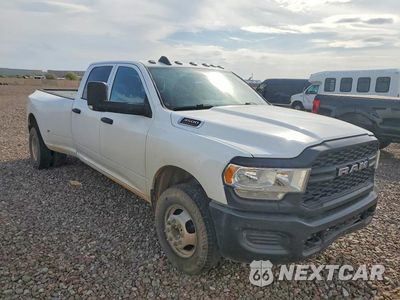 Czwarte zdjęcie samochodu z boku: 2022 RAM 3500 TRADESMAN VIN:3C63RPGLXNG151501 - miniatura