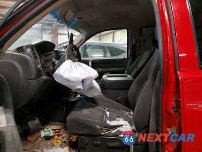 Zdjęcie 7 z 12 samochodu: 2007 CHEVROLET SILVERADO K1500 CREW CAB VIN:2GCEK13MX71694330 - miniatura