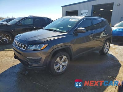 2019 JEEP COMPASS LATITUDE 3C4NJDBB7KT850576 - główne zdjęcie licytacji z USA - miniatura