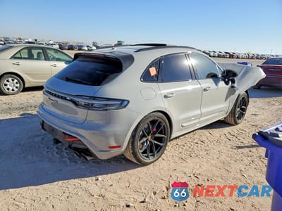 Trzecie zdjęcie samochodu z tyłu: 2026 PORSCHE MACAN GTS VIN:WP1AF2A5XTLB61241 - miniatura