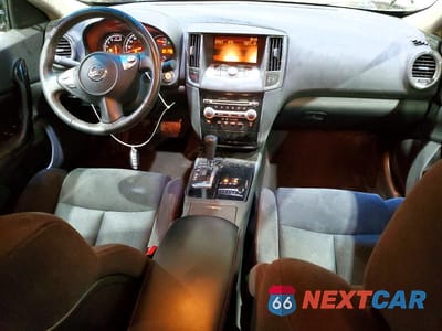 Zdjęcie 8 z 12 samochodu: 2009 NISSAN MAXIMA 3.5 S VIN:1N4AA51E49C810824 - miniatura