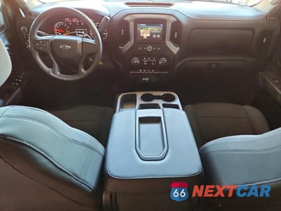 Zdjęcie 8 z 12 samochodu: 2021 CHEVROLET SILVERADO K1500 TRAIL BOSS CUSTOM VIN:1GCPYCEF8MZ239612 - miniatura